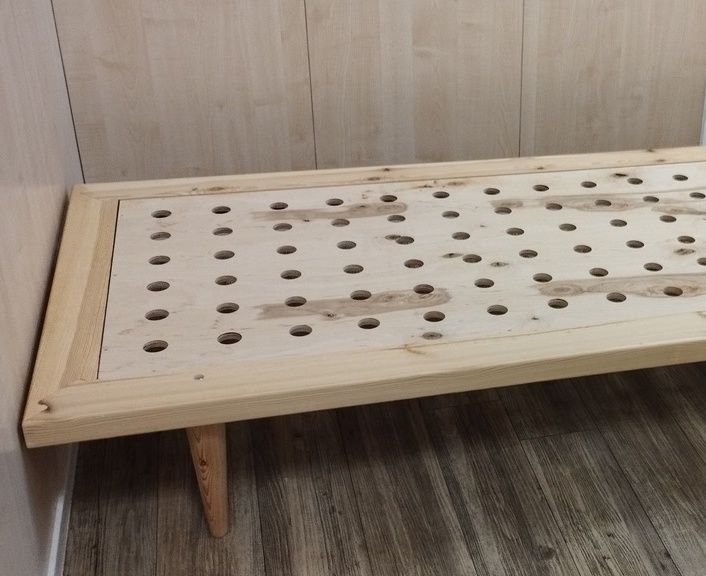 (A627) Bed Styletto in pine wood, 80x200cm